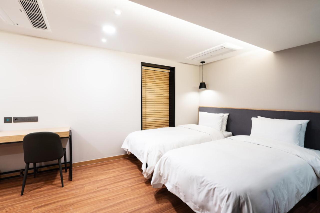 Lala Vianco Business Hotel Пусан Екстер'єр фото
